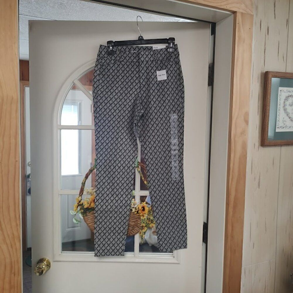 New Old Navy Pixie High Rise Navy Blue White Designed Ponte Pants Size Women's 0
